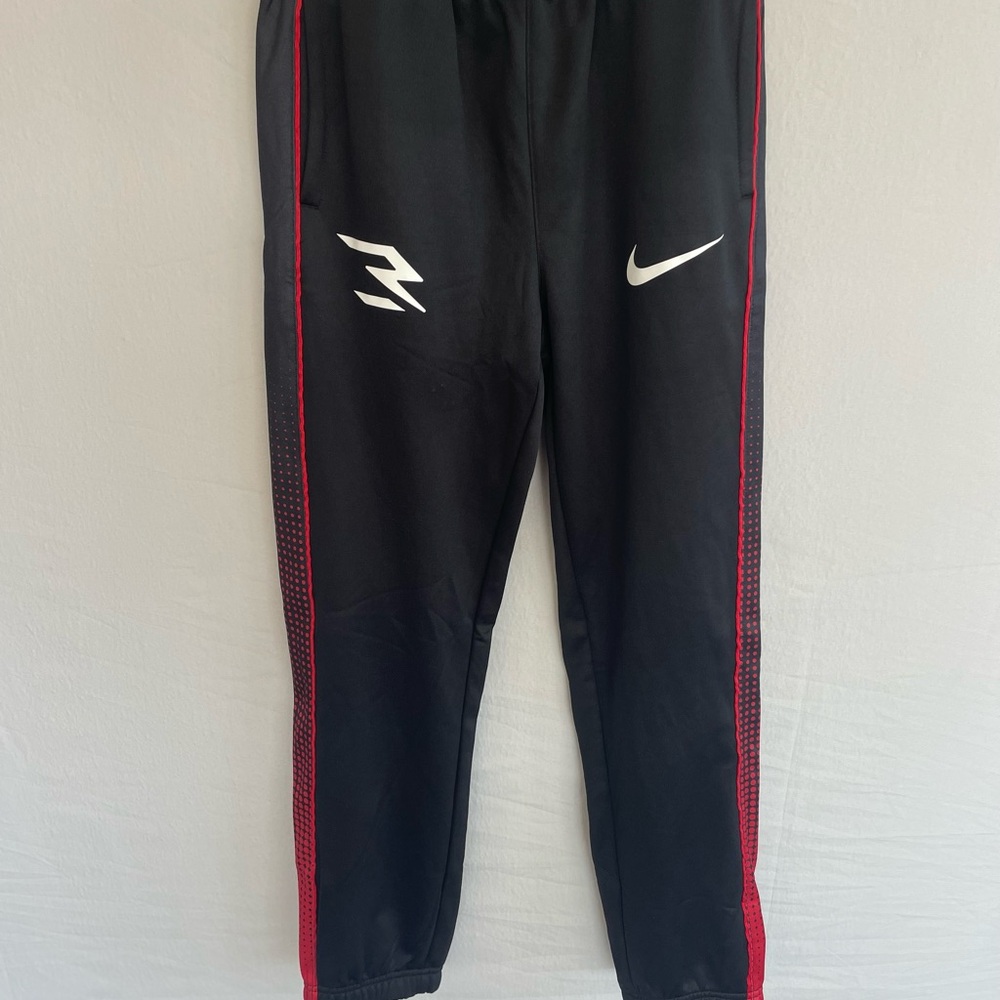 NWT Nike Elite Boys Black and Red Joggers Performance Cozy Workout Pants